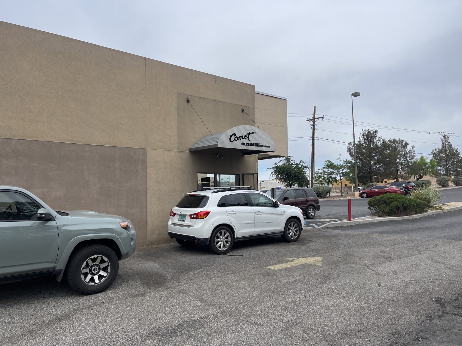 Services Comet Cleaners